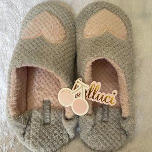 Halluci Slippers